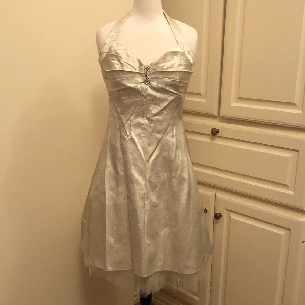 Halter Semi-Formal Cocktail Tulle Dress- Size 4/6